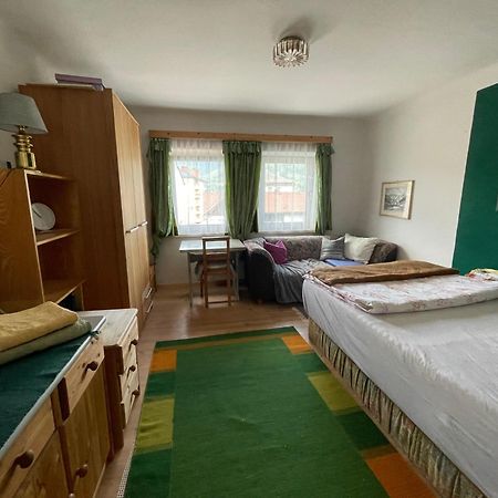 Privatzimmer 特里本 外观 照片