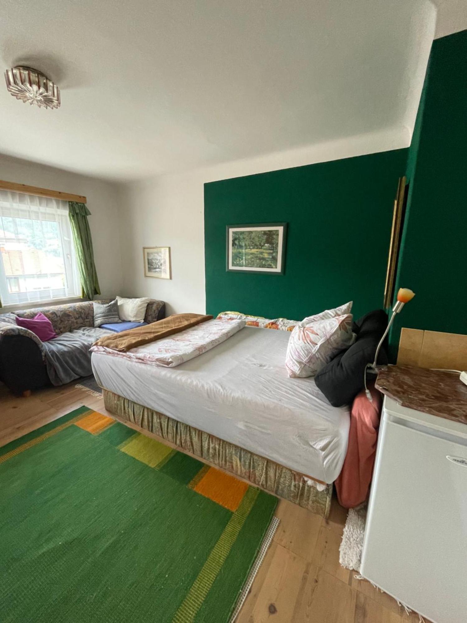 Privatzimmer 特里本 外观 照片