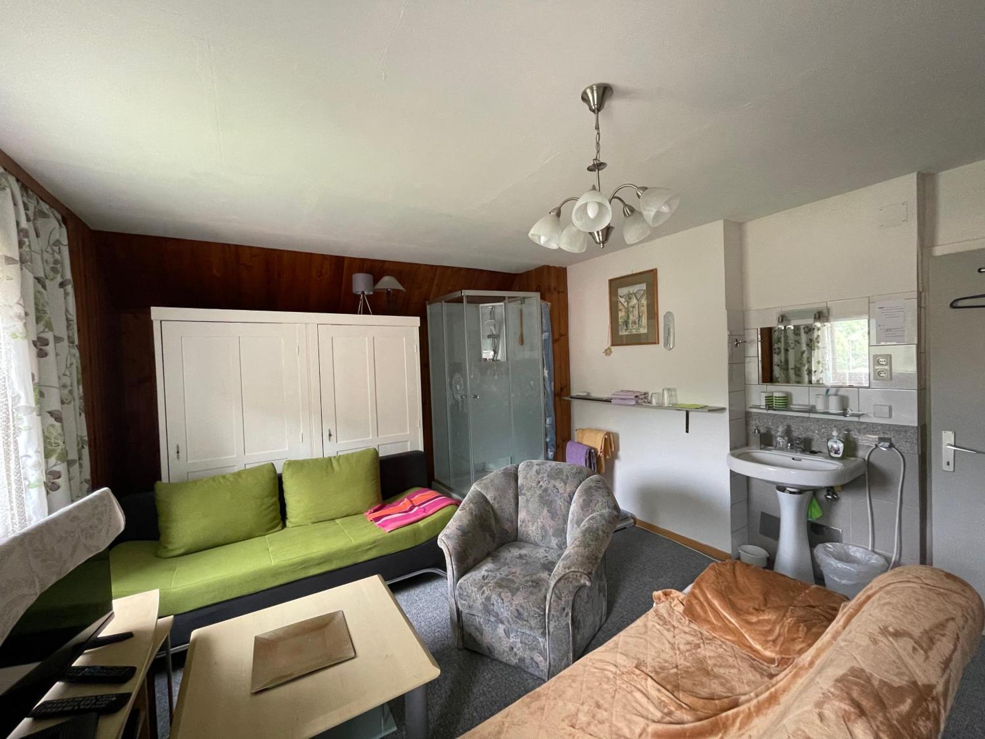 Privatzimmer 特里本 外观 照片