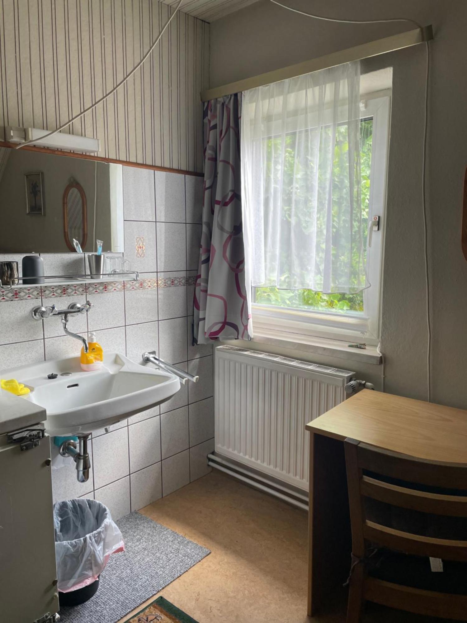 Privatzimmer 特里本 外观 照片